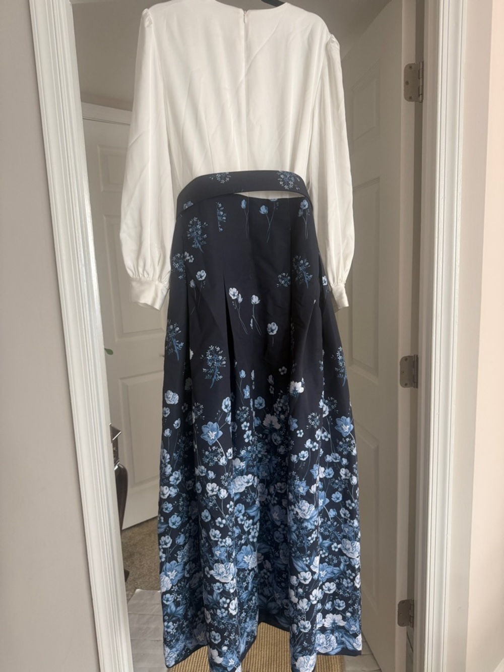 Sachin + Babi Navy and White Floral Long Dress with Belted Waist - Picture 9 of 13